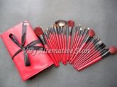 28 pincéis Vermelhos